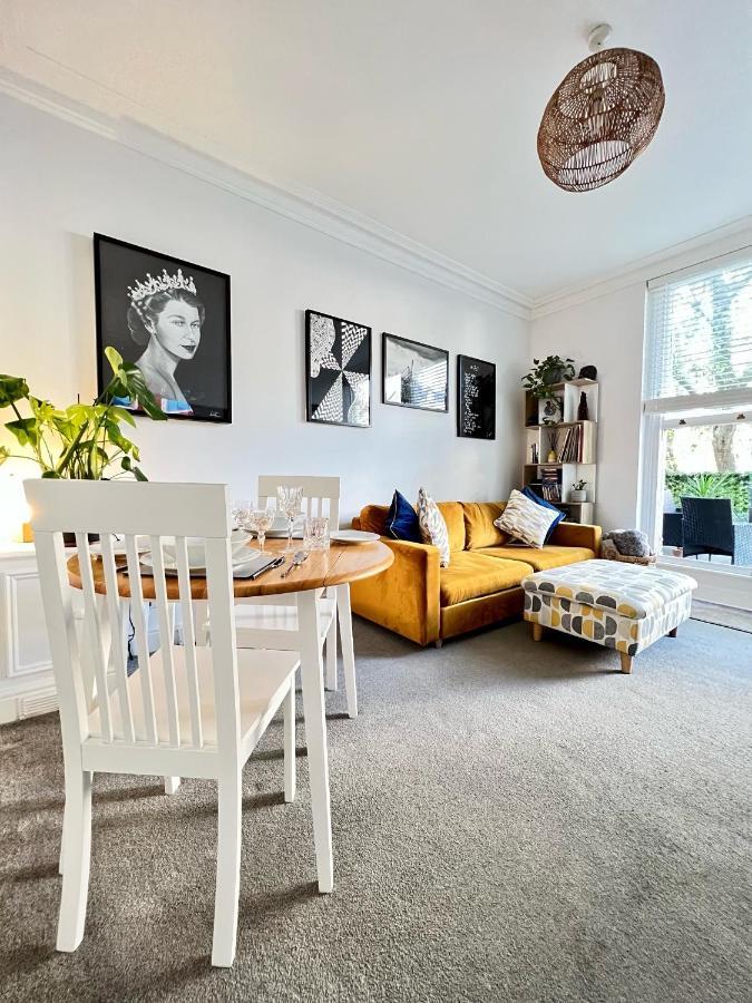 Appartement Stylish One-bedroom With Private Patio In Zone 2 *